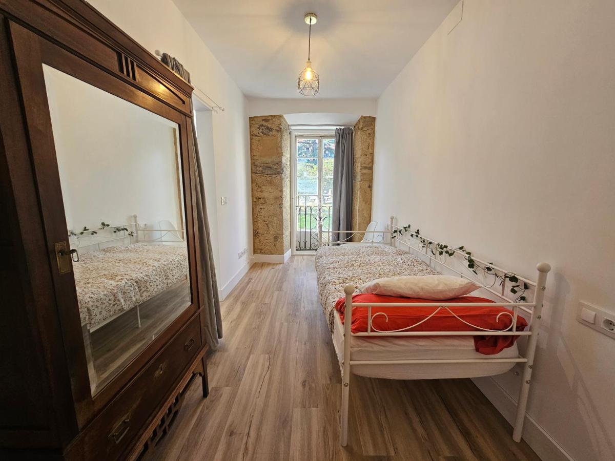 Apartamentos En El Centro - Plaza De Amboage - Wifi Ferrol Ngoại thất bức ảnh