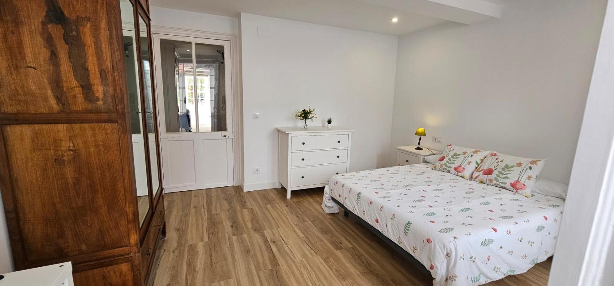 Apartamentos En El Centro - Plaza De Amboage - Wifi Ferrol Ngoại thất bức ảnh
