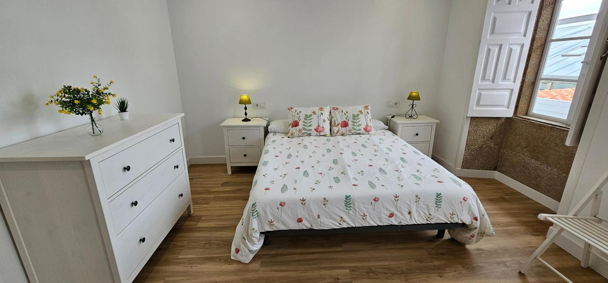 Apartamentos En El Centro - Plaza De Amboage - Wifi Ferrol Ngoại thất bức ảnh