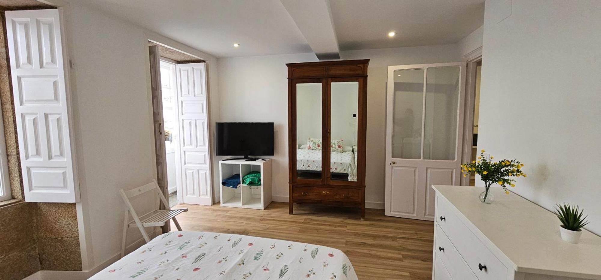 Apartamentos En El Centro - Plaza De Amboage - Wifi Ferrol Ngoại thất bức ảnh